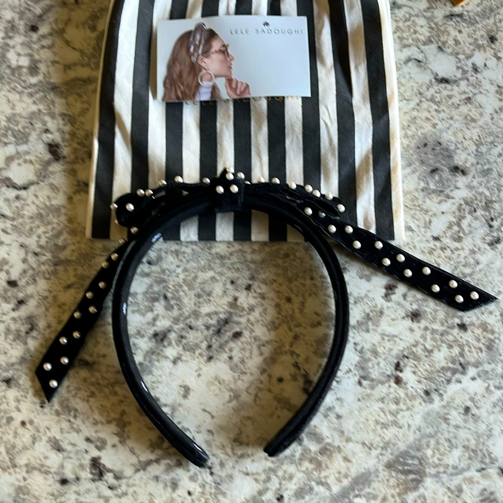 Lele Sadoughi Black Velvet Headband with Pearls